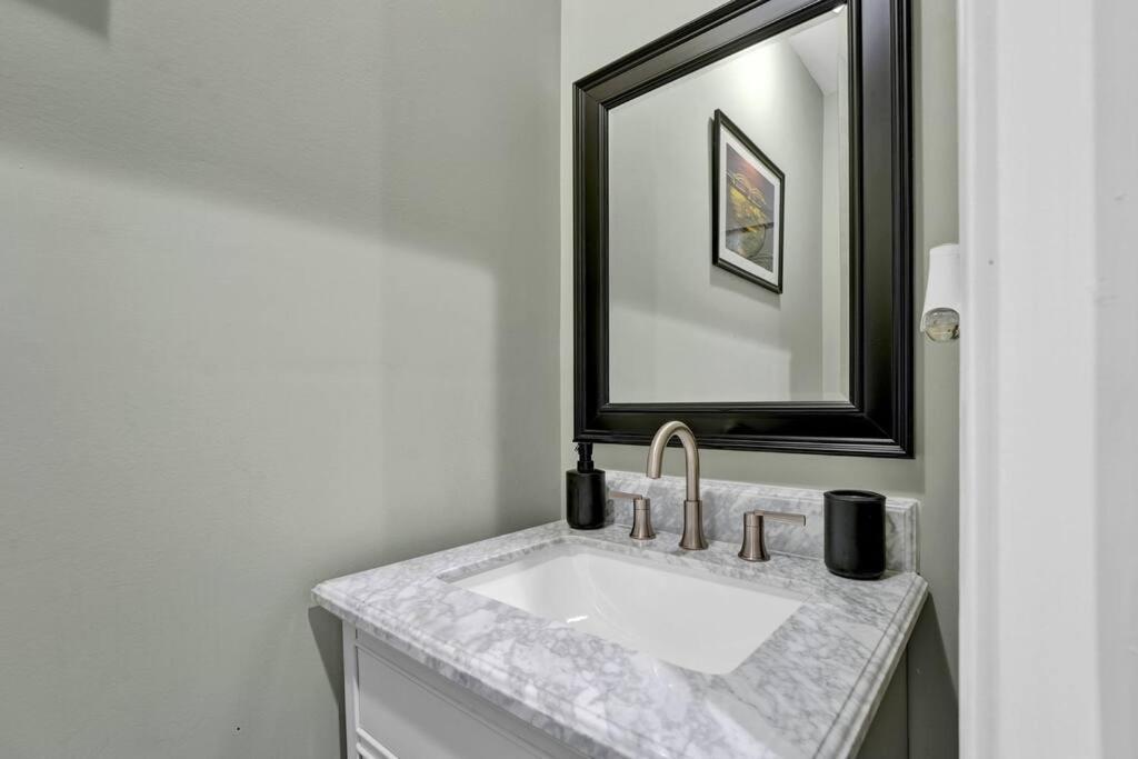 Вилла The Clark At Midtown Мемфис Экстерьер фото
